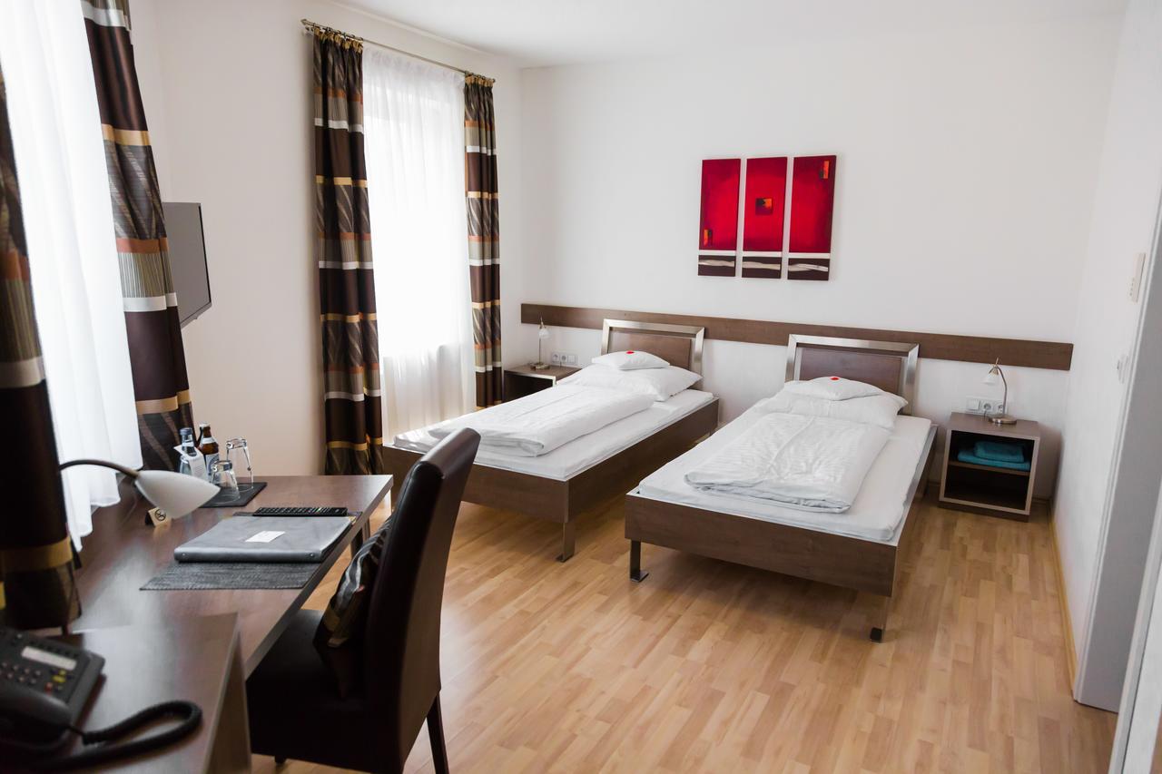 Aparthotel Othello Dingolfing Eksteriør bilde